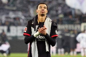 Kaiyun-回声报：利物浦至少会签一名新中锋，已接洽法兰克福谈判埃基蒂克