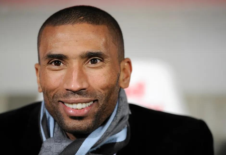 移动体育平台-愿平安，奥兰多海盗主帅与5名工作人员在高速救人时被撞重伤