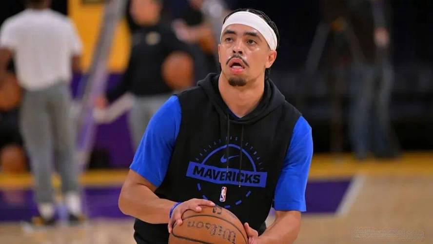 移动体育平台-从落选秀到两双先生！内姆哈德逆转球队命运，助独行侠击败热火