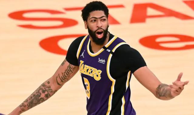 开云-詹姆斯剑指退役巡演？某高管建议湖人用浓眉换拉文